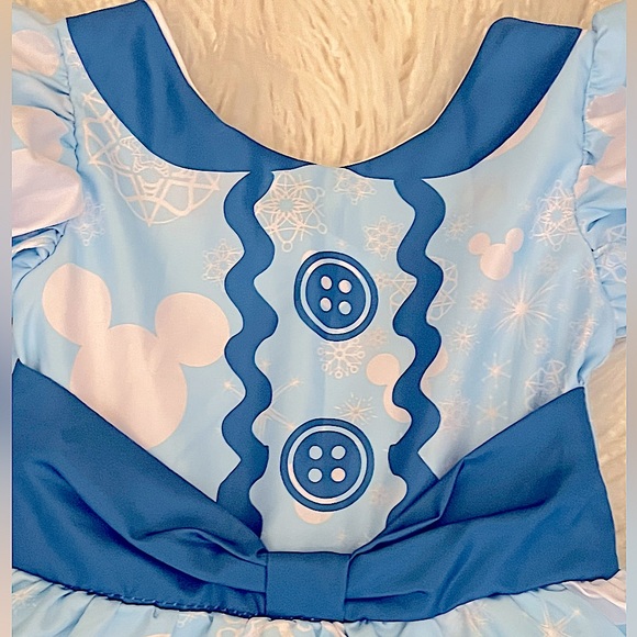 Christmas Stitch Dress - Picture 4 of 11